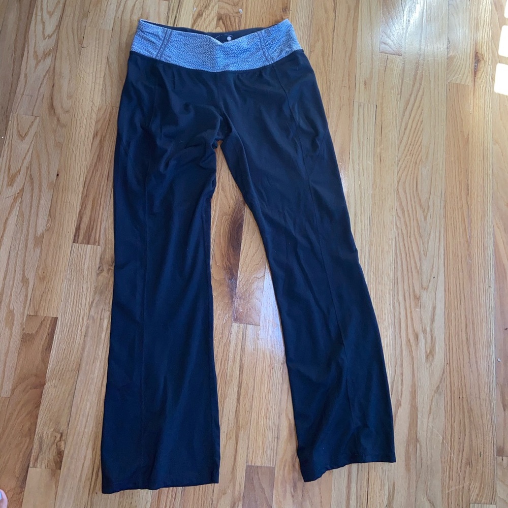 Excellent condition womens exercise pants